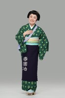 藤山直美扮するおあき。(c)松竹