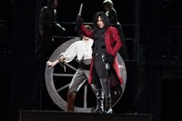 舞台「サンソンールイ16世の首を刎ねた男ー」東京公演より。（撮影：田中亜紀）