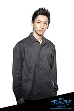 吉高志音扮する矢霧誠二。