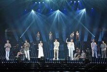 米倉涼子×城田優「SHOWTIME」より。