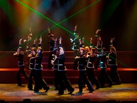 「學蘭歌劇『帝一の國』」より。(c)古屋兎丸／集英社