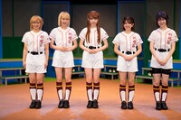 舞台「球詠」より。（撮影：GEKKO）