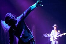 近藤良平（コンドルズ）×永積崇（ハナレグミ）「great journey 5th」より。