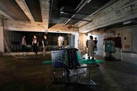 エンニュイ「Performance of the day『無表情な日常・感情的な毎秒』6月公演」より。（撮影：藤澤孝代）