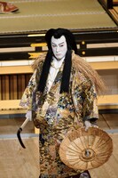 市川海老蔵扮する早雲王子。(c)松竹