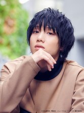 日本役の植田圭輔。