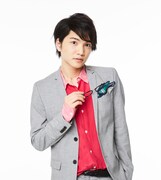 三浦はvol.4のあとも「恋するブロードウェイ♪」シリーズに出演。こちらはvol.6での、少し大人びたソロビジュアル。