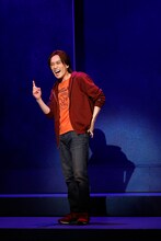 オフ・ブロードウェイミュージカル「The Last 5 Years」より、平間壮一＆花乃まりあペアの公演の様子。