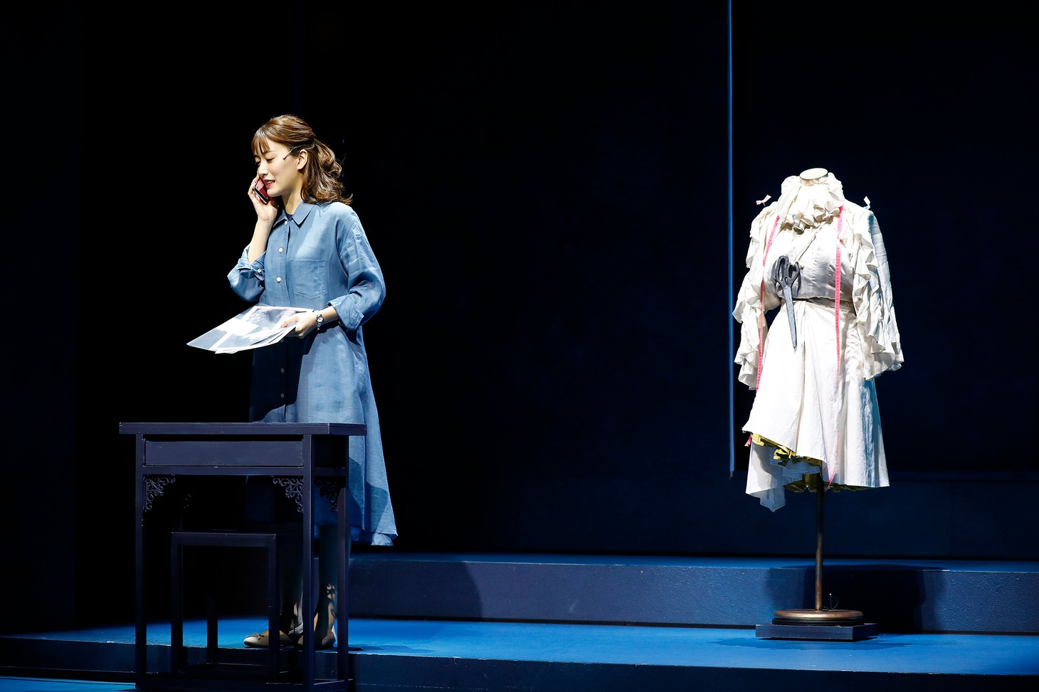 オフ・ブロードウェイミュージカル「The Last 5 Years」より、平間壮一＆花乃まりあペアの公演の様子。