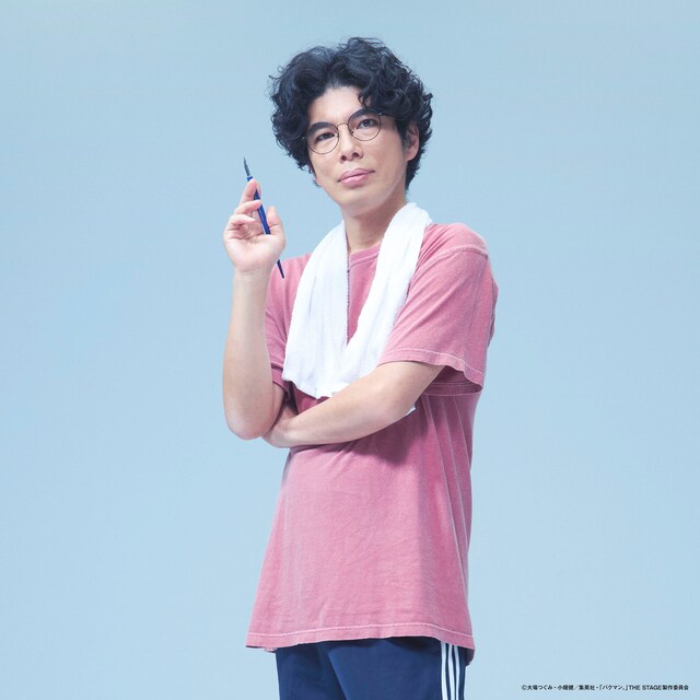 片桐仁扮する川口たろう。