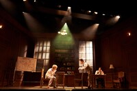 「Being at home with Claude～クロードと一緒に～」より。(c)Zu々（Photo by NORI）