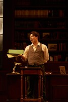 「Being at home with Claude～クロードと一緒に～」より。(c)Zu々（Photo by NORI）