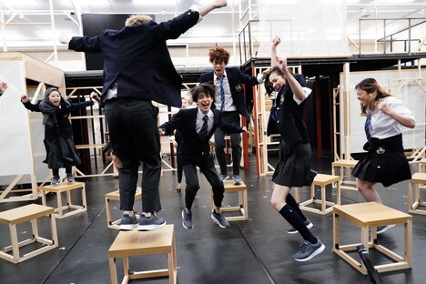 「ミュージカル『ジェイミー』稽古場オンライン“のぞき見会”」より。（撮影：田中亜紀）