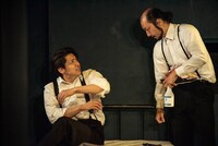 本多劇場グループnext「ダム・ウェイター」より。