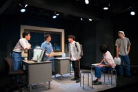 くちびるの会「くちびるの展会2」の「ガム・リムーバー」より。（撮影：林亮太）