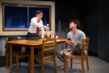 くちびるの会「くちびるの展会2」の「実家の兄弟」より。（撮影：林亮太）