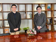 左から春日太一、松本幸四郎。