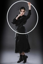 内山智絵のビジュアル。