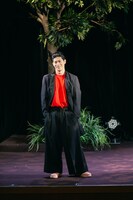 舞台「俺たち、ヤンキー王!? -本能寺の変!?-」より。