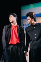 舞台「俺たち、ヤンキー王!? -本能寺の変!?-」より。