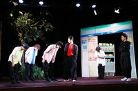 舞台「俺たち、ヤンキー王!? -本能寺の変!?-」より。