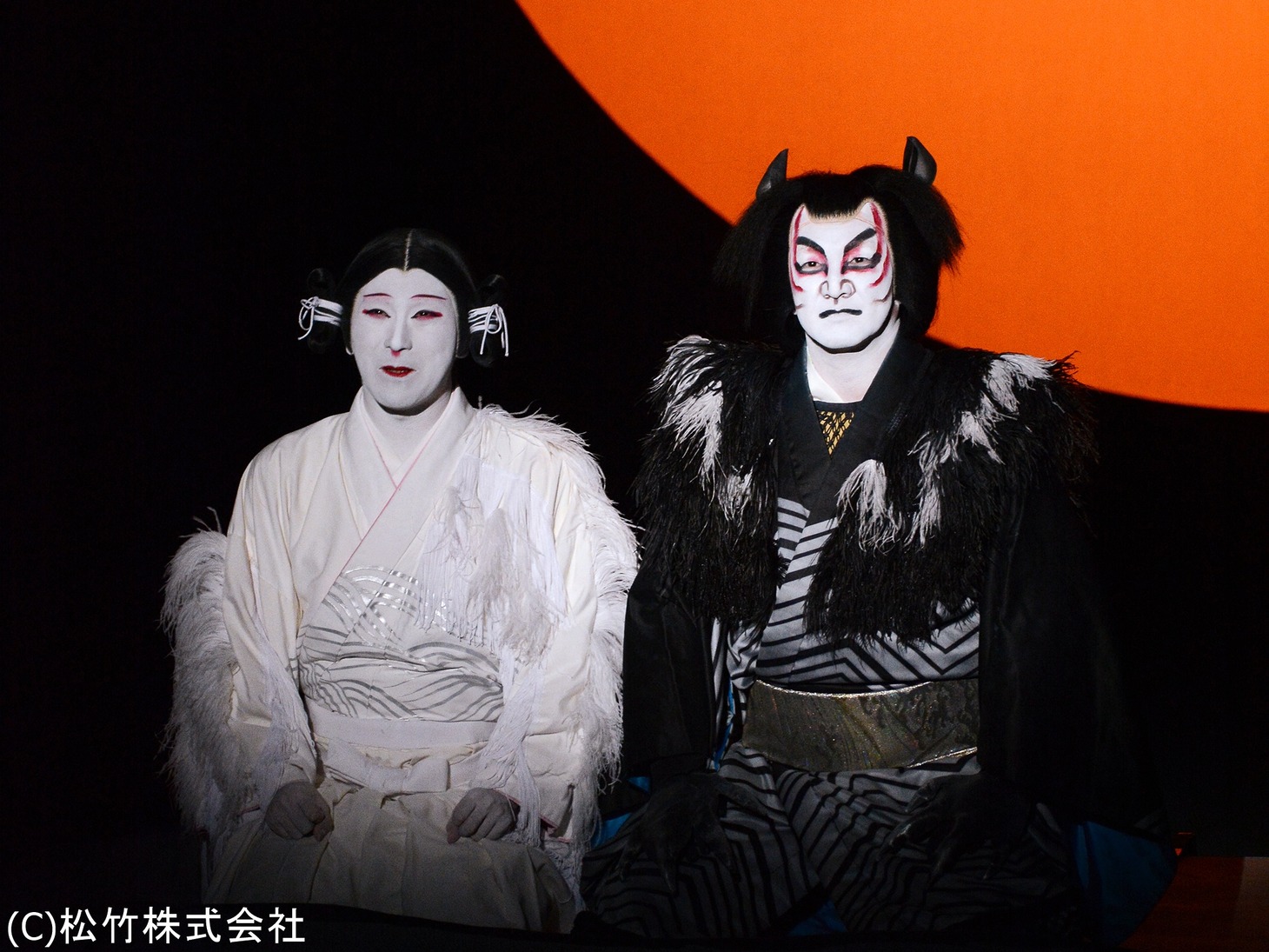 新作歌舞伎「あらしのよるに」より。(c)松竹株式会社