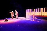 「かがみ まど とびら」より。（撮影：細野晋司）