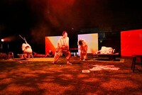 「めにみえない みみにしたい」より。（撮影：細野晋司）