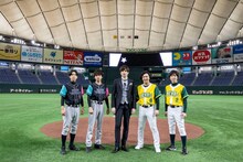 左から黒羽麻璃央、山崎育三郎、城田優、尾上松也、和田琢磨。