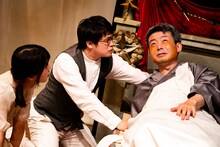 劇団「地蔵中毒」第14回公演 無教訓意味なし演劇vol.14「母さんが夜なべをしてJavaScript組んでくれた」より。