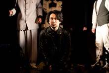 劇団「地蔵中毒」第14回公演 無教訓意味なし演劇vol.14「母さんが夜なべをしてJavaScript組んでくれた」より。