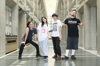 左から高橋英希、佐藤蛍、阿部輝、鈴木真之介。（撮影：宮川舞子）