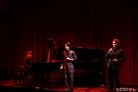 左から園田涼、中川晃教、井上芳雄。(c)CS日テレ