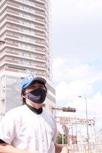 弔EXPO'21 gekidanU 回遊公演「リアの跡地」より。（撮影：佐々木啓太）