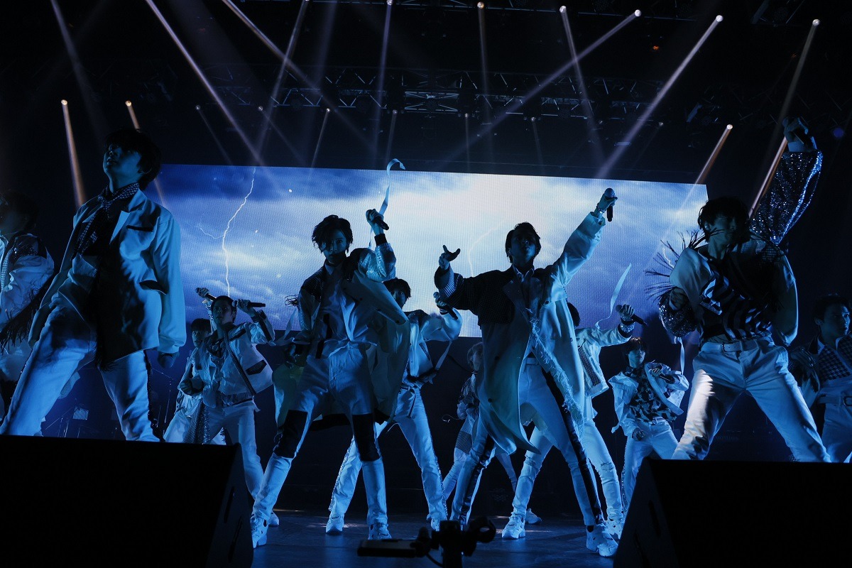 「Amuse Presents SUPER HANDSOME LIVE 2021 “OVER THE RAINBOW”」より。