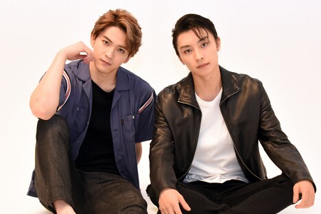 左から甲斐翔真、阿部顕嵐。