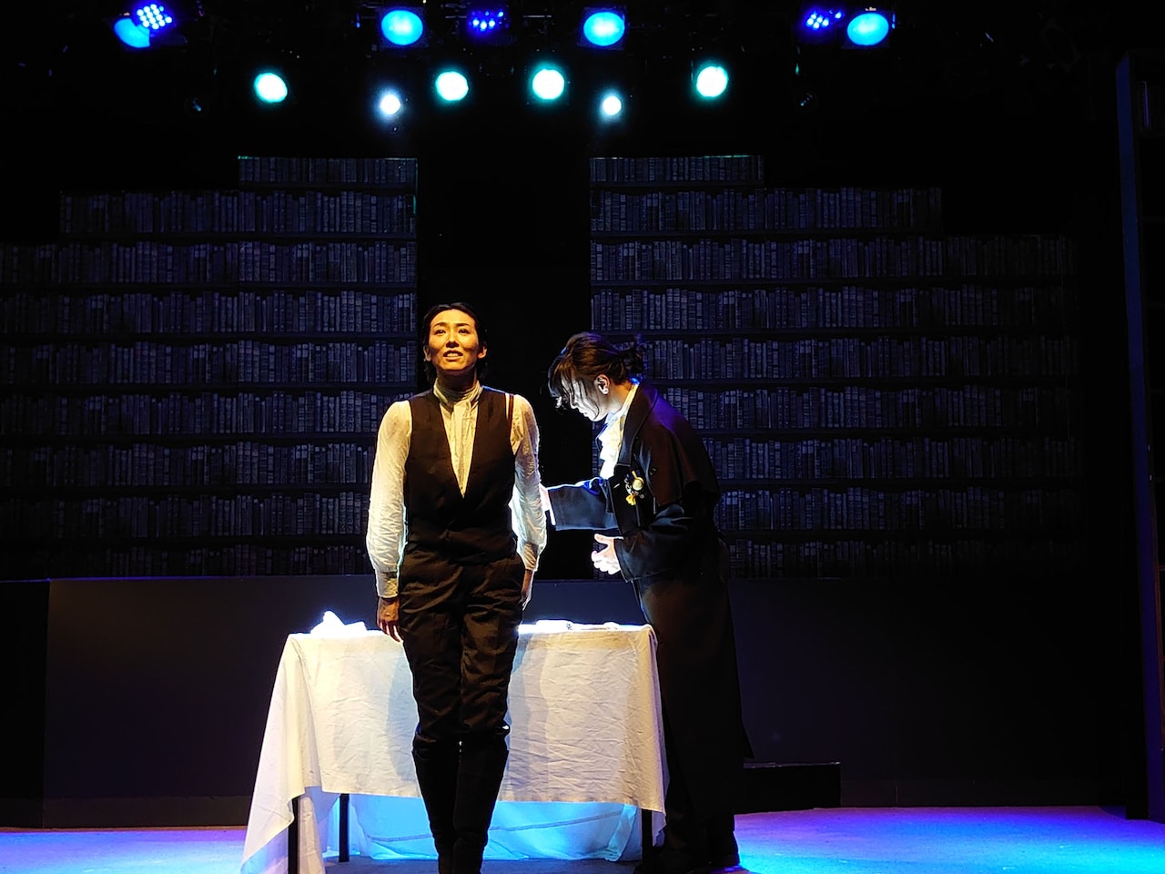 「シーボルト父子伝」再演が開幕、鳳恵弥「演劇の力を信じ、愛している仲間たちと」