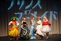 「海の音楽劇 『プリンス・オブ・マーメイド』～海からの2000年後のおくりもの～」出演者(c)海の音楽劇「プリンス・オブ・マーメイド」 （撮影：市川勝弘）