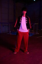 長瀬絹也のビジュアル。