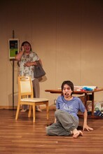 ハイバイ「ヒッキー・カンクーントルネード」より。(c)坂本彩美