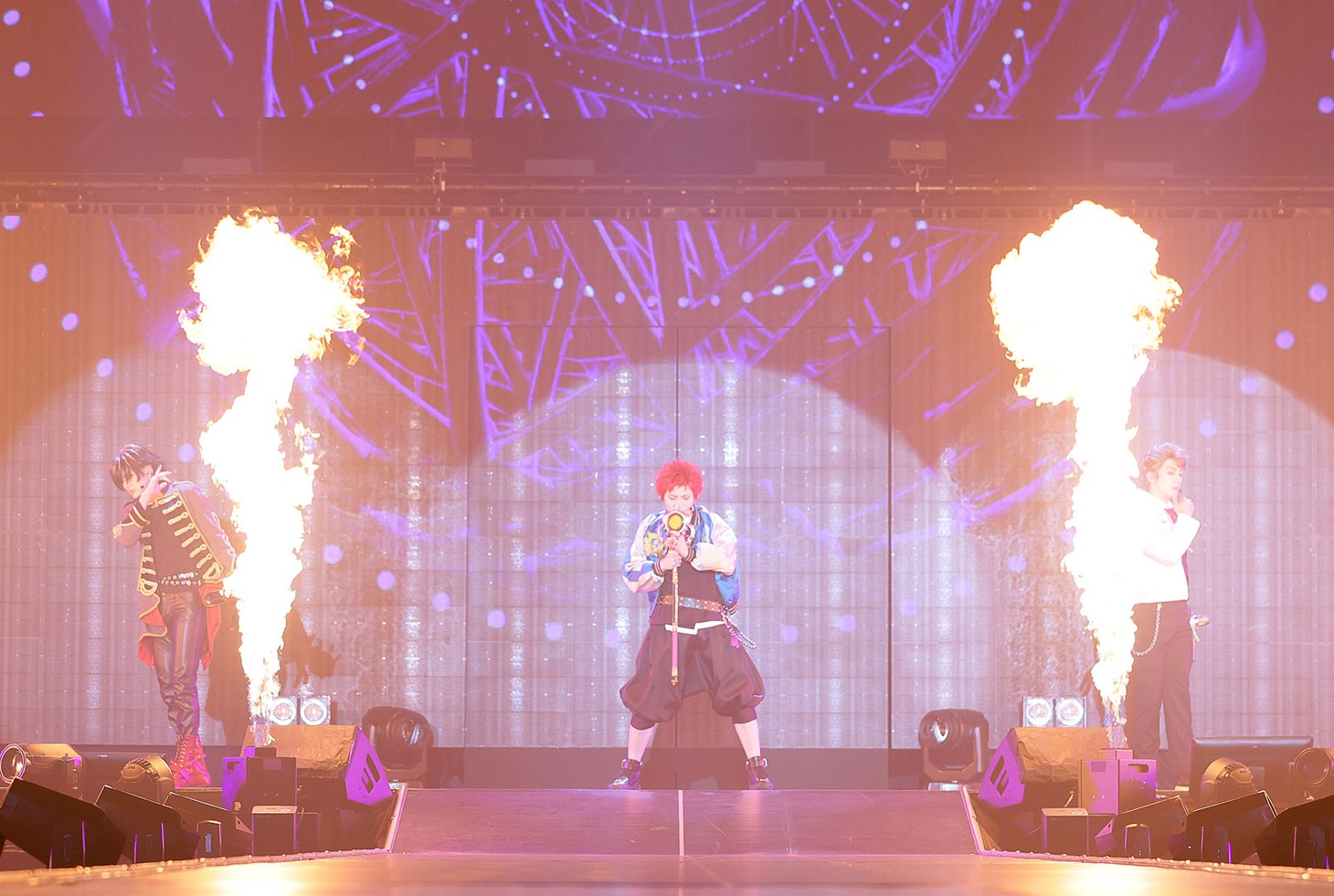 「『ヒプノシスマイク-Division Rap Battle-』Rule the Stage -Battle of Pride-」より。