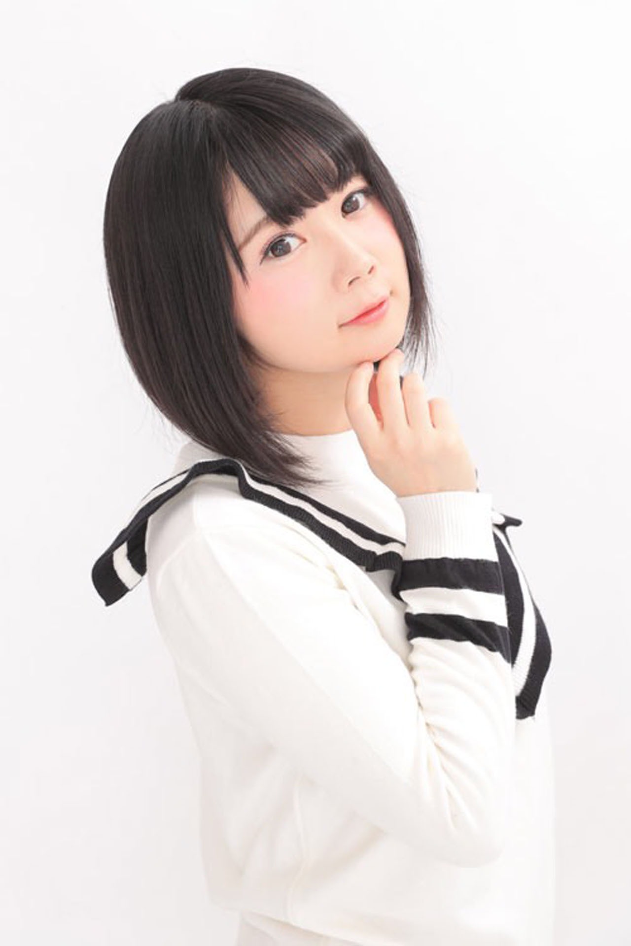 錦織めぐみ