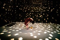 「真昼森を抜ける」より。（撮影：志賀耕太）