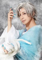 橘りょう扮する桜庭涼太（水妖）。