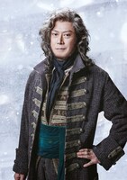 山口祐一郎扮するウルシュス。