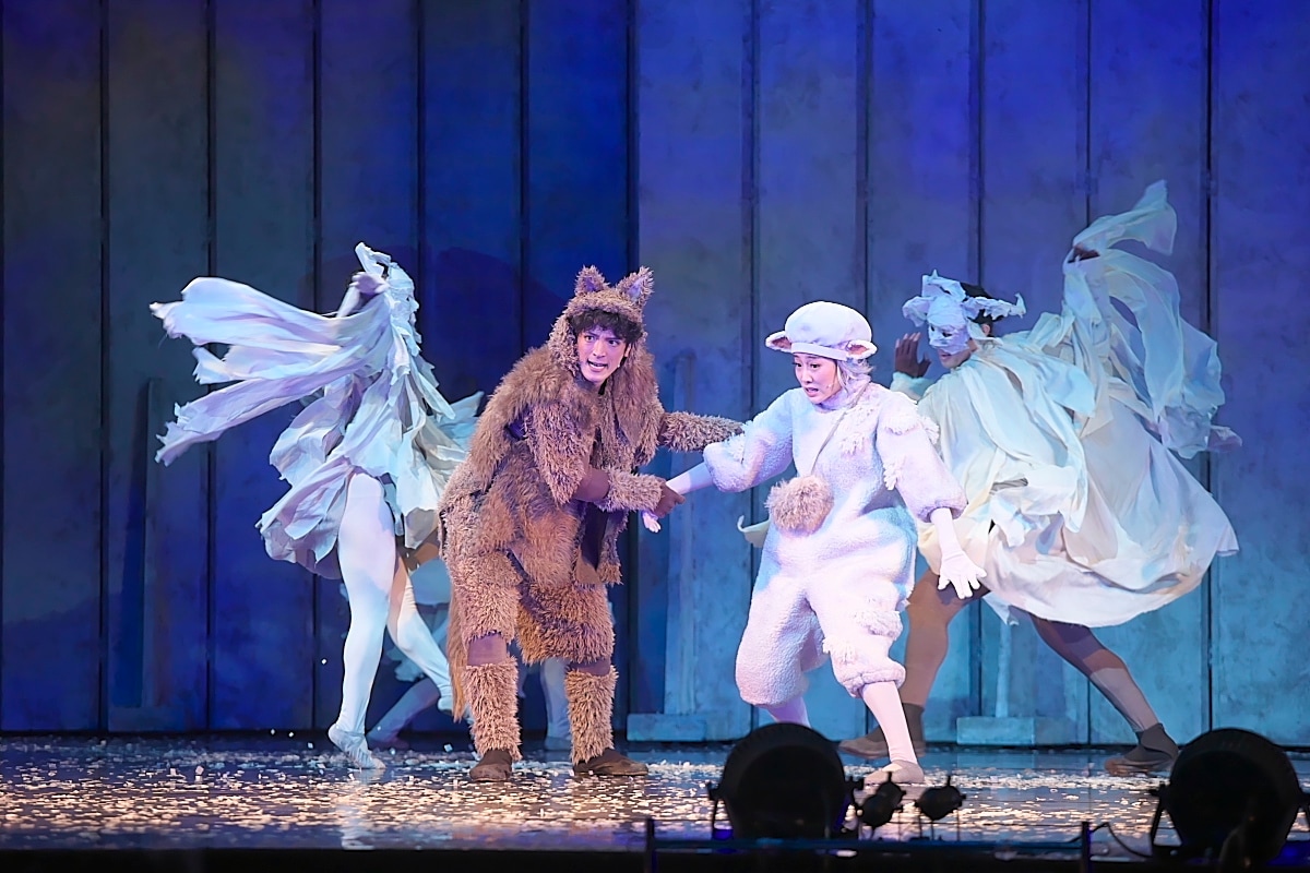 音楽劇「あらしのよるに」開幕、ガブ役の渡部豪太「本当の演劇体験を」