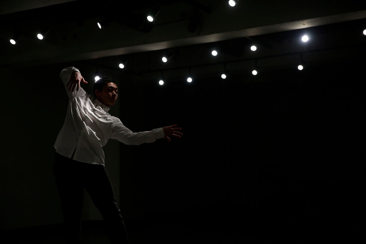 仁田晶凱、高橋宏治作品に振付・出演「17 Etudes」ピアノ演奏は宮里倫史