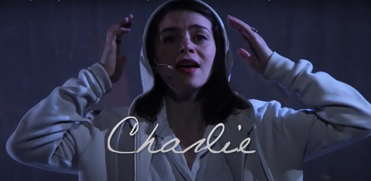 ブルーノ・ジネール「シャルリー ～茶色の朝」ビジュアル(c)Zelie Chalvigna