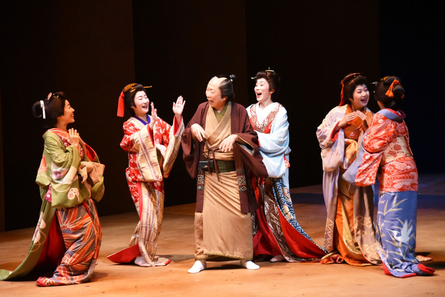 KAAT神奈川芸術劇場プロデュース「近松心中物語」ゲネプロより。