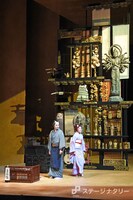 KAAT神奈川芸術劇場プロデュース「近松心中物語」ゲネプロより。